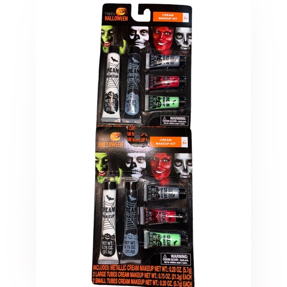 Halloween Makeup Bundle 17 pieces includes Fake Blood and Vampire Fangs - Picture 6 of 7